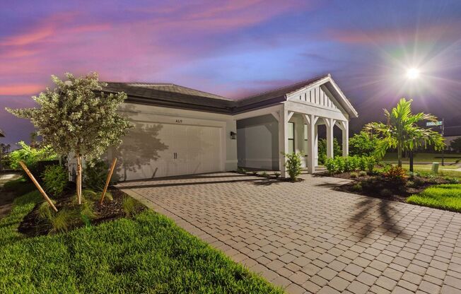 ONE MONTH FREE ! Deposit-Free! Modern, energy efficient home with ALL of the upgrades! North Port, FL