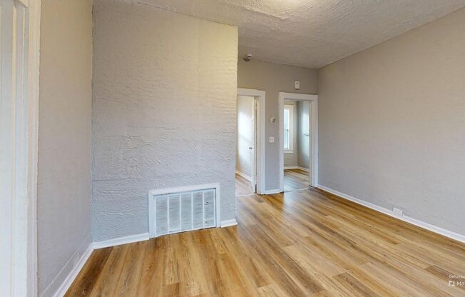 3344 Seymour Ave