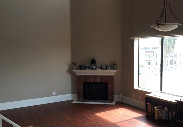 1 bed, 2 baths, $2,475, Unit 303