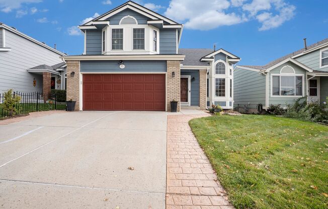Spacious 4-Bedroom Home in District 20 with Huge Deck & Fenced Yard