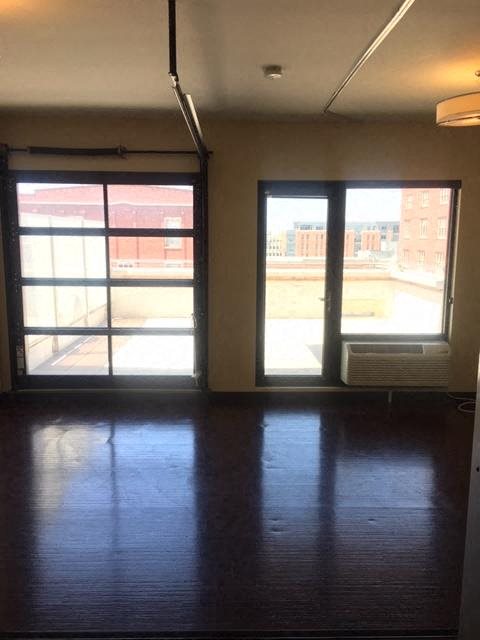 Studio, 1 bath, 755 sqft, $1,099