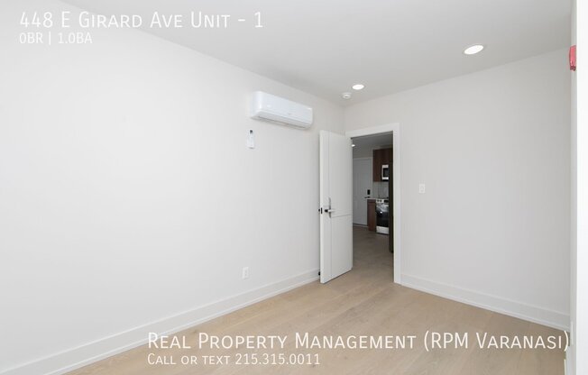 448 E GIRARD AVE