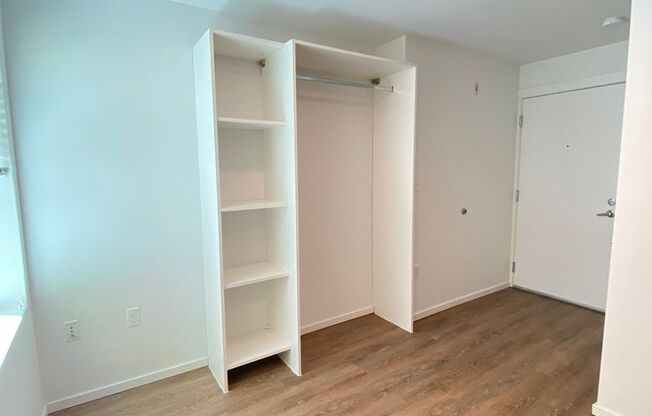 Studio, 1 bath, 175 sqft, $1,150, Unit 4215