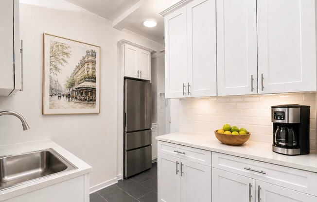 2 beds, 1 bath, 1,000 sqft, $6,750, Unit 5A