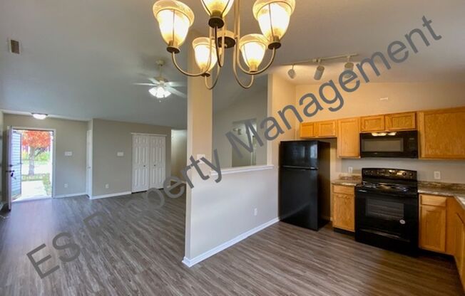 3 beds, 2 baths, $1,595