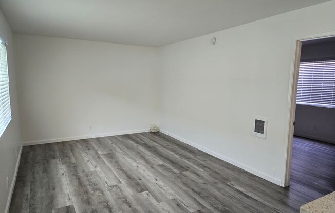 1 bed, 1 bath, 550 sqft, $1,795, Unit 16