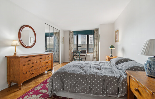 1 bed, 1.5 baths, 948 sqft, $5,800, Unit 16F