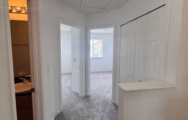 3 beds, 2.5 baths, $1,700