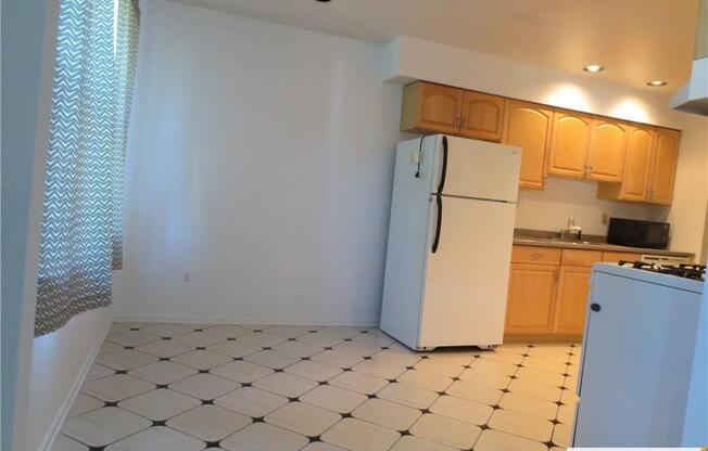 101 BEVERLY HL