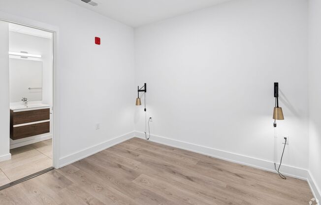 1 bed, 1 bath, 569 sqft, $1,799, Unit 205
