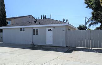 7842 Alhambra Dr #B