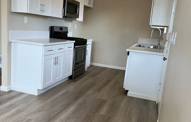 Updated 3BR/2BA home w/yard and garage in sought after La Mesa neighborhood