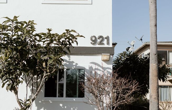 921 South Ventura Road