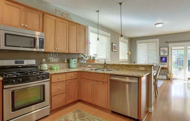 11464 SW 96th Avenue ~ Amazing Tri-Level Home in Cul-de-sac!