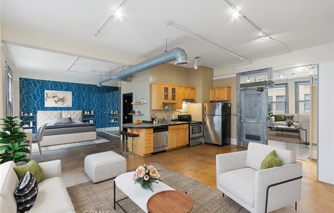 1 bed, 1 bath, 730 sqft, $2,200, Unit 410