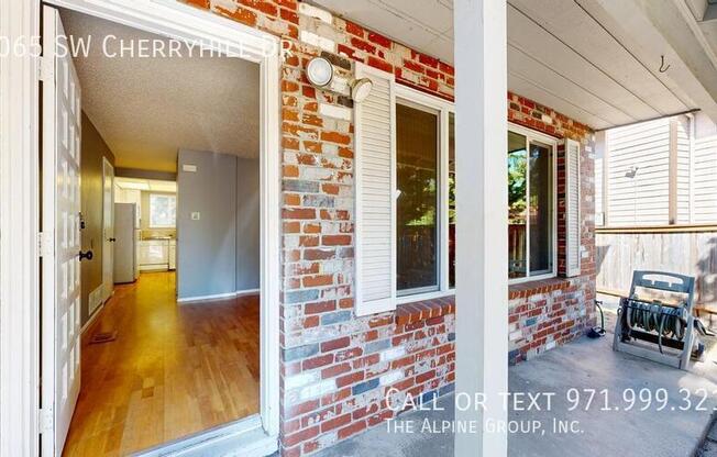 6065 SW CHERRYHILL DR