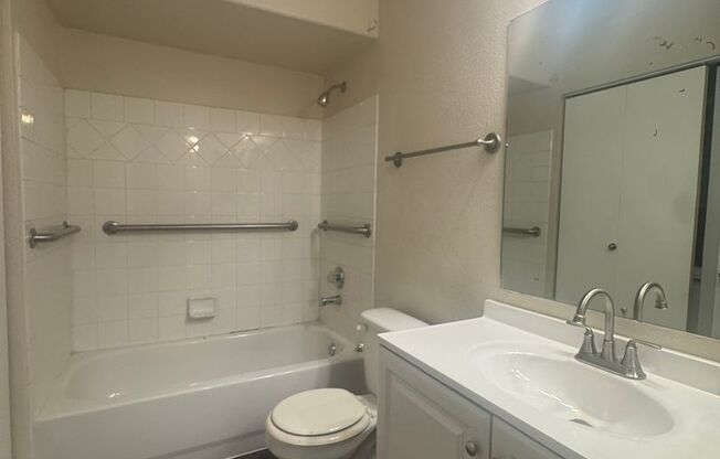 2 beds, 2 baths, $1,350