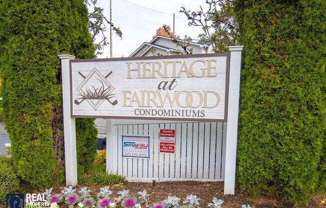 Beautiful 3 Bedroom Condo in Renton, WA!