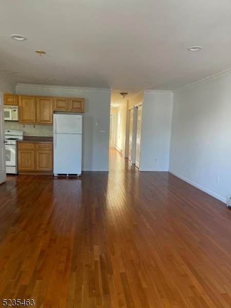 33 WEST 16TH ST
