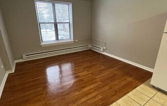 Studio, 1 bath, $785, Unit MW 209