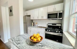 2 beds, 1 bath, 645 sqft, $1,100, Unit 2698 - 08