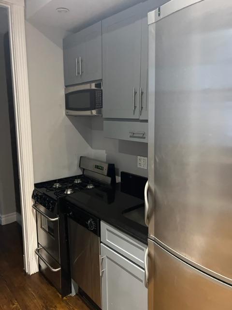 3 beds, 1.5 baths, $7,295, Unit 1C