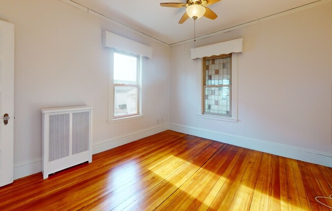 2 beds, 1 bath, 1,100 sqft, $2,800, Unit 3