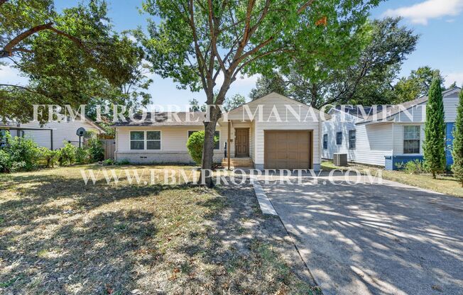 2358 Norwood Drive - Beautiful 3 Bedroom, 1 Bathroom Home in Dallas, TX!