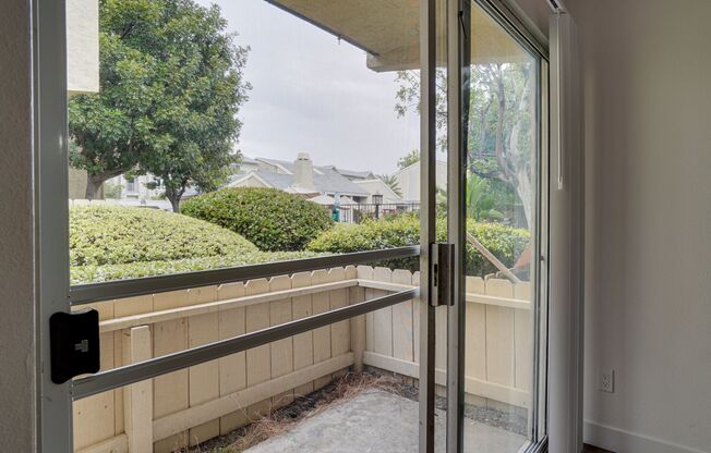 1 bed, 1 bath, 700 sqft, $2,195, Unit 13