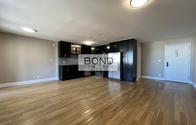 310 GREENWICH ST