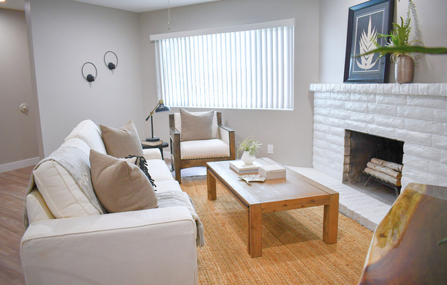 2 beds, 2 baths, 976 sqft, $2,495, Unit 310-C
