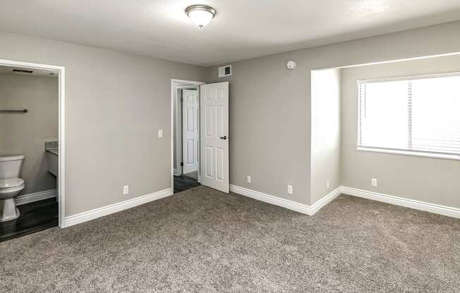 Beautiful newly-renovated one, two and three bedroom apartment townhomes with high-end finishes at Highpoint Apartments in Omaha, NE