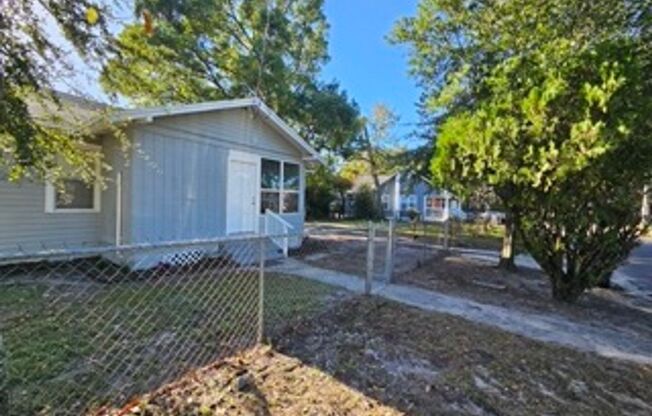 Wonderful Bungalow Just Renovated!