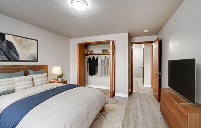 2 beds, 1.5 baths, 1,120 sqft, $1,399, Unit TH 2410-03