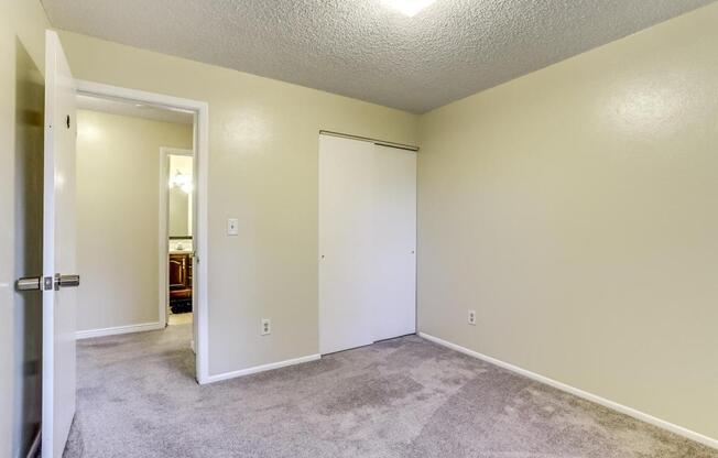 15054 E DARTMOUTH AVE