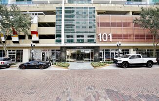 Modern 1/1 Condo in the Heart of Orlando – Stylish Urban Living at 101 Eola!