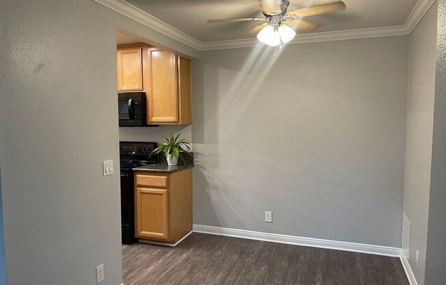 2 beds, 2 baths, 850 sqft, $3,005, Unit 811-01