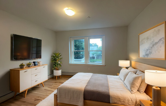 1 bed, 1 bath, 784 sqft, $2,500, Unit #5