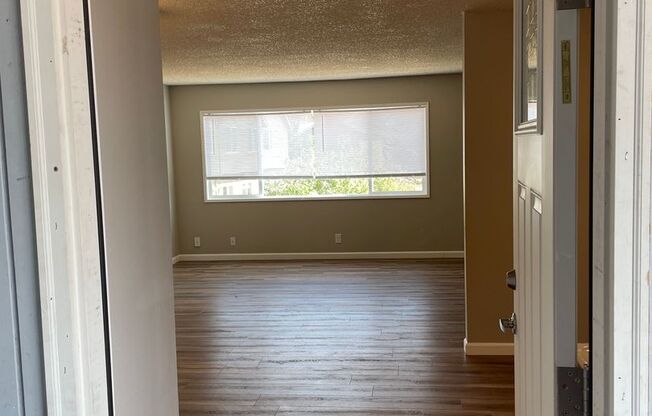 Pioneer Plaza Apartments