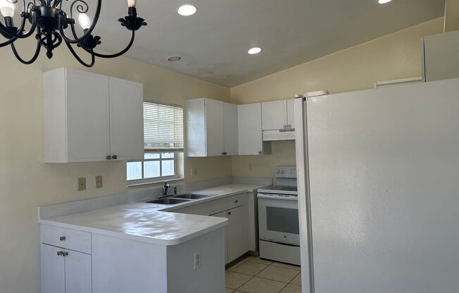 3 beds, 2 baths, 1,044 sqft, $1,850, Unit 4845 Leonard Blvd S