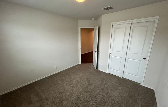 *COMING SOON* Lovely 3 Bedroom/ 2 Bath Home In Converse, TX!