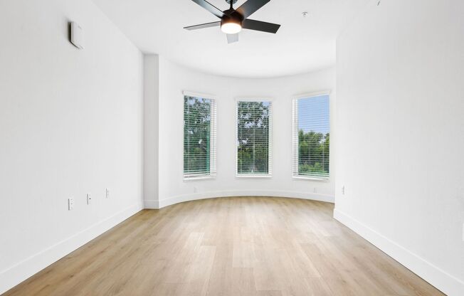 1 bed, 1 bath, 679 sqft, $1,595, Unit 301