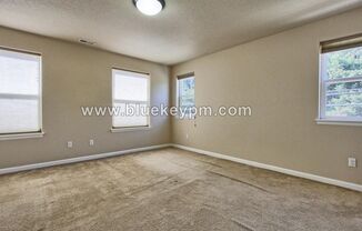 3 beds, 2.5 baths, $2,450