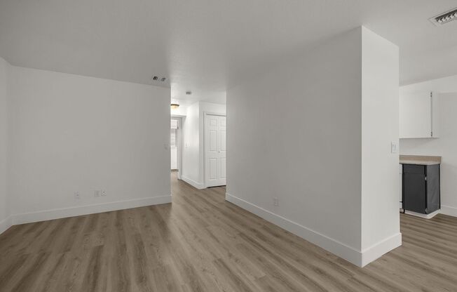 1 bed, 1 bath, 730 sqft, $1,325, Unit 02-12
