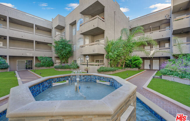 14960 Dickens St Unit 214