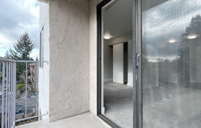 Studio, 1 bath, 480 sqft, $1,350, Unit 116