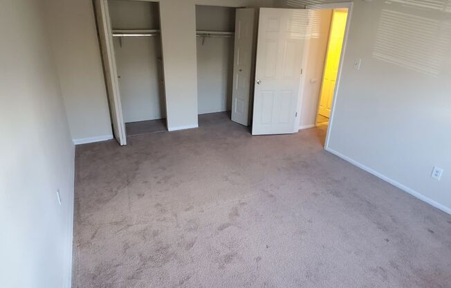 1 bed, 1 bath, 700 sqft, $1,215, Unit CB1