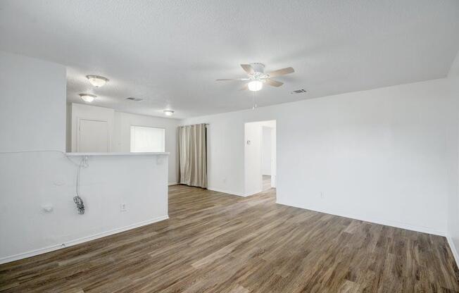 8503 COLONY LOOP DR