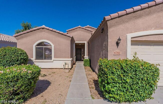 Prime 4 Bedroom Glendale Home