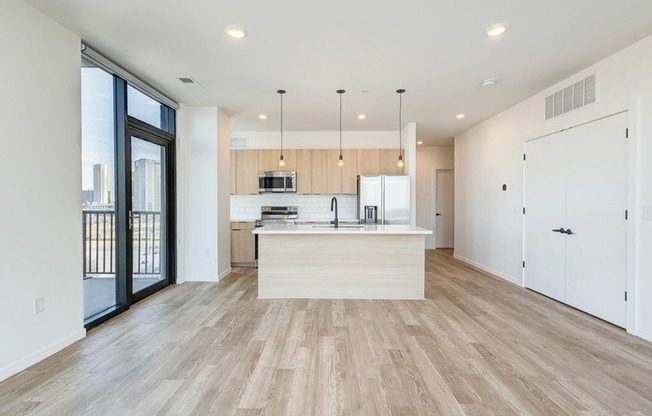 BUILDINGB#1127-Lunar-10